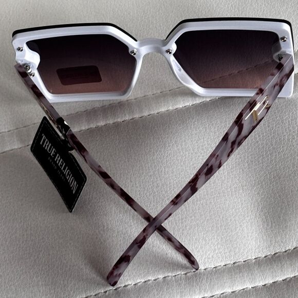 True Religion Women’s Oversized Square Sunglasses 100% UV Marble Pattern Arms main image 6